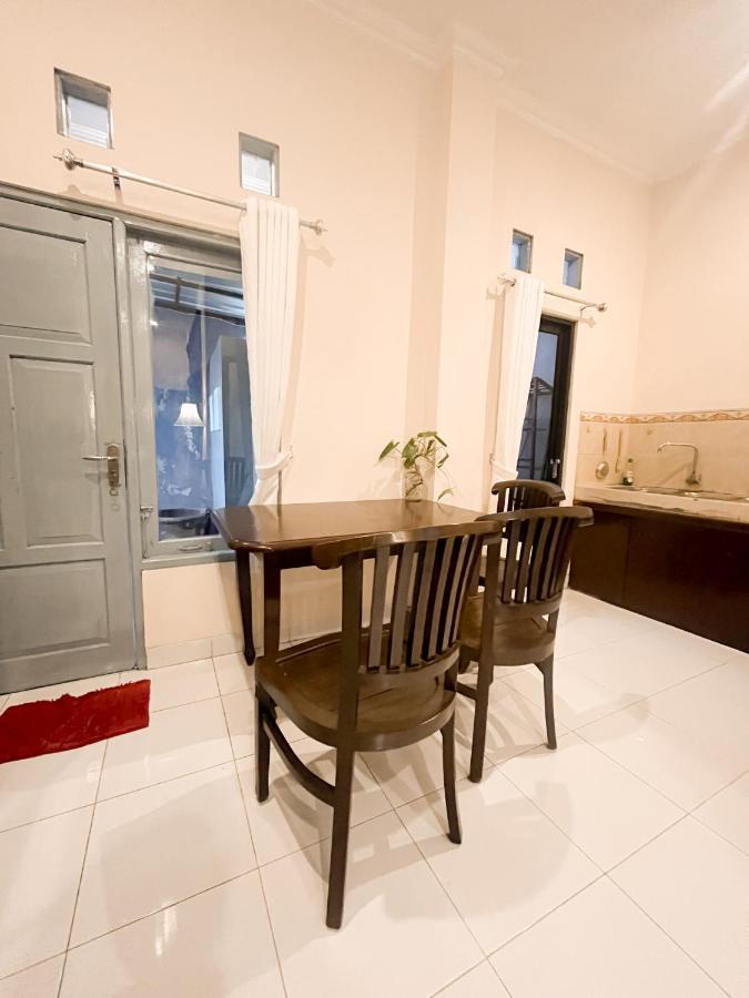 Homestay Kamar Tamu Gedongkiwo Yogyakarta Exterior photo
