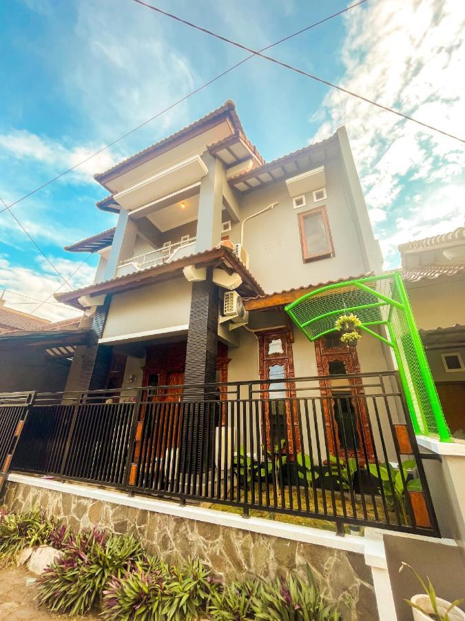 Homestay Kamar Tamu Gedongkiwo Yogyakarta Exterior photo